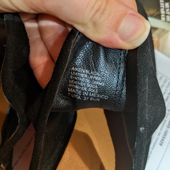 Charleston Shoe Co Aiken Bootie 7 black suede - Picture 4 of 9